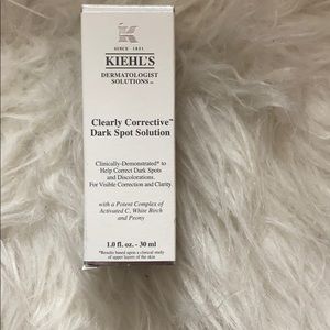 Unopened bottle of Kiehl’s Dark Spot Solution.
